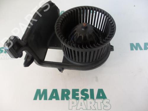 Used Heater blower motor RENAULT CLIO II (BB_, CB_) 1.6 16V (BB01, BB0H, BB0T, BB14, BB1D, BB1R, BB2KL, BB3G... (107 hp) 31481983