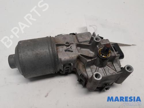 Used Front wiper motor ALFA ROMEO GIULIETTA (940_) 1.4 TB (940FXF1A) (116 hp) 31461004