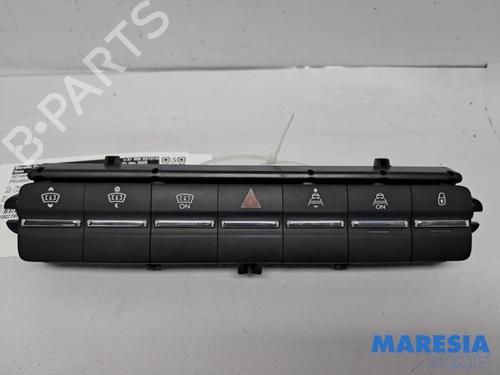 Used Switch PEUGEOT 5008 (0U_, 0E_) 1.6 16V (156 hp) 31413513