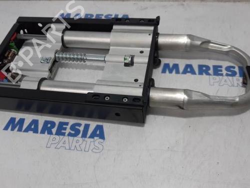 Used Electronic module PEUGEOT 307 CC (3B) 2.0 16V (140 hp) 31448131