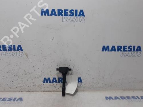 Used Ignition coil RENAULT CAPTUR I (J5_, H5_) 1.2 TCe 120 (120 hp) 31532747