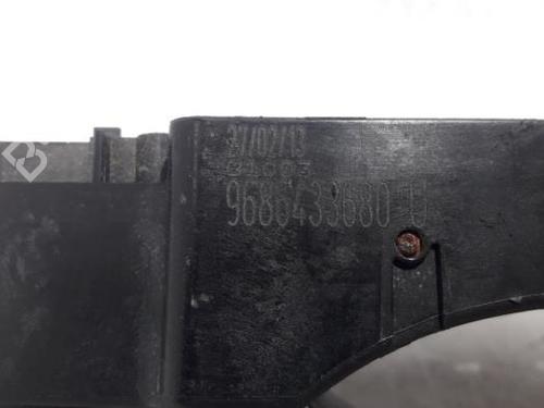 Rear right exterior door handle PEUGEOT 508 I (8D_) 2.0 HDi Hybrid4 AWC | BP31472455C130 