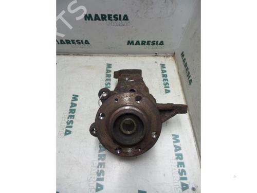 left-front-steering-knuckle-peugeot-206-hatchback-2ac-1998-1999-2000-2001-2002-2003-2004-2005-2006-2007-2008-2009-2010-2011-2012-31394339 main image