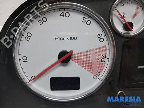Instrument cluster PEUGEOT 307 CC (3B) 2.0 16V | BP31415937C47