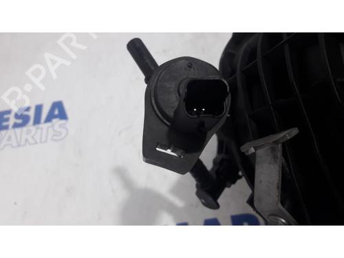 Injection rail PEUGEOT 3008 I MPV (0U_) 1.6 VTi | BP31386653M98