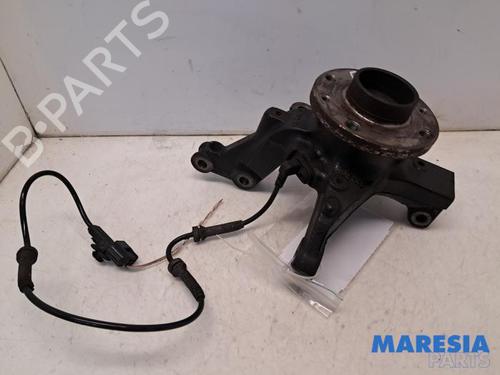 Used Right front steering knuckle RENAULT ZOE Hatchback Van (BFM_) Electric (BFME) (92 hp) 31494269