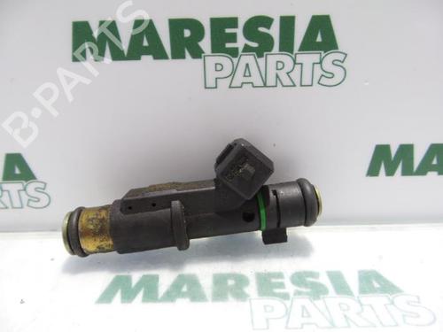 injector-peugeot-406-8b-1995-1996-1997-1998-1999-2000-2001-2002-2003-2004-2005-31450335 main image