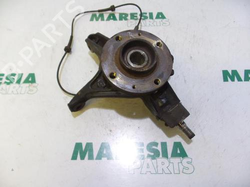 Used Right front steering knuckle Right front steering knuckle PEUGEOT 5008 (0U_, 0E_) 1.6 16V (120 hp) 31535812 31535812