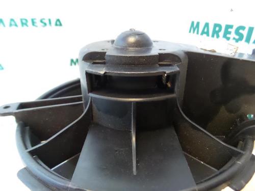 Heater blower motor PEUGEOT 206 Hatchback (2A/C) 1.4 HDi eco 70 | BP31447470M62