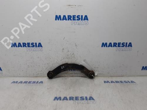 Venstre bagtil bærearm PEUGEOT 4007 (VU_, VV_) 2.2 HDi (156 hp) 31522317