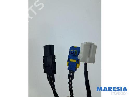 Switch RENAULT TWINGO III (BCM_, BCA_) 1.0 SCe 70 (BCMB) | BP38459360I30 - Image 6