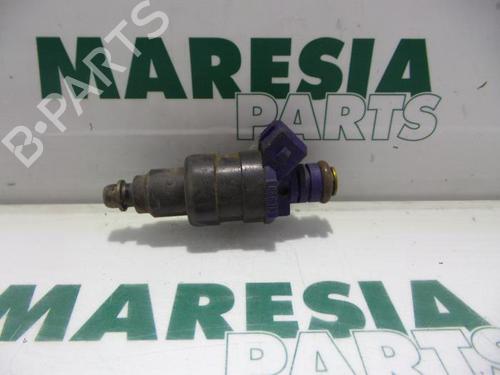 injector-renault-megane-i-classic-la01_-1996-1997-1998-1999-2000-2001-2002-2003-2004-2005-2006-2007-2008-31502292 main image
