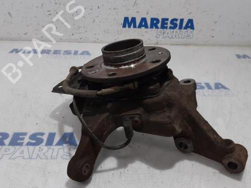 Used Left front steering knuckle OPEL VIVARO B Van (X82) 1.6 CDTI (05) (120 hp) 31505552