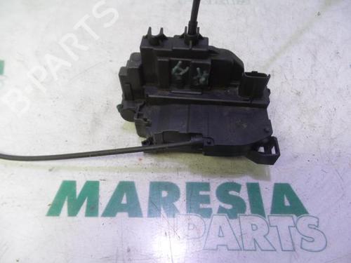 electronic-module-renault-clio-iii-br01-cr01-2005-2006-2007-2008-2009-2010-2011-2012-2013-2014-31523376 main image