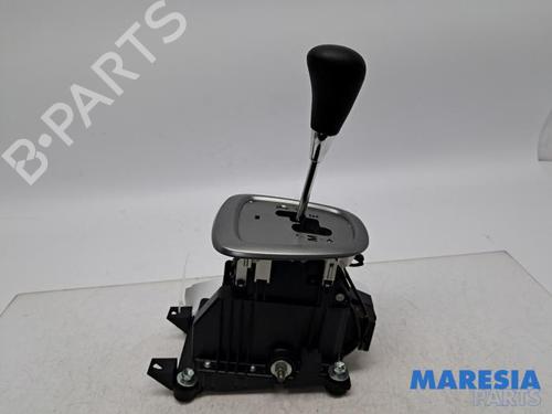 Palanca de cambios PEUGEOT 107 (PM_, PN_) 1.0 (68 hp) 31393662