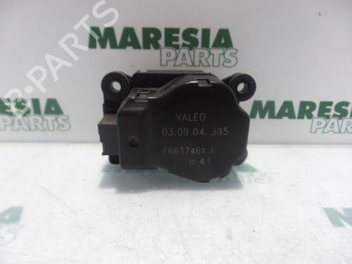 other-renault-megane-ii-bm01_-cm01_-2001-2002-2003-2004-2005-2006-2007-2008-2009-2010-2011-2012-31490666 main image