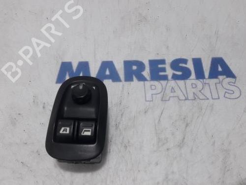 switch-peugeot-206-hatchback-2ac-1998-1999-2000-2001-2002-2003-2004-2005-2006-2007-2008-2009-2010-2011-2012-31468255 main image