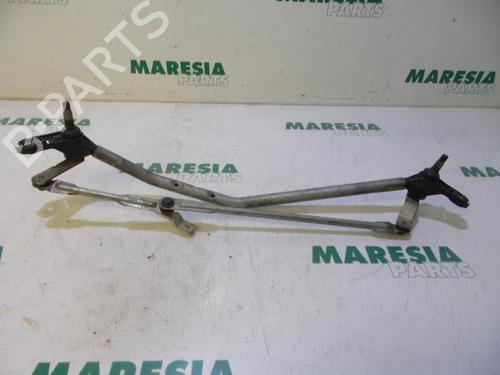 Used Front wipers mechanism RENAULT KANGOO Express (FW0/1_) 1.5 dCi 90 (FW0G, FW05, FW08, FW11) (90 hp) 31531341