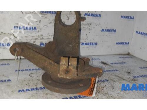 Left front steering knuckle PEUGEOT 206 Hatchback (2A/C) 1.6 i | BP31440514M25