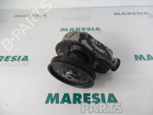Used Steering pump RENAULT MEGANE I Coach (DA0/1_) 1.6 e (DA0F) (90 hp) 31384774