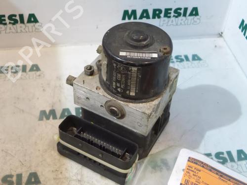 Used ABS pump RENAULT VEL SATIS (BJ0_) 3.0 dCi (BJ0J, BJ0N) (177 hp) 31519204