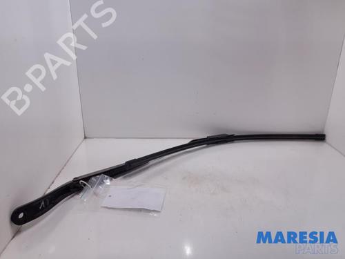 front-windshield-wiper-arm-citroen-c3-ii-sc_-2009-31491092 main image