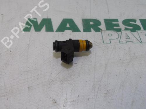 Used Injector RENAULT KANGOO (KC0/1_) 1.6 16V (95 hp) 31523689