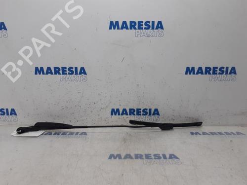 Vindspejlsviskerarm FIAT 500 (312_) 1.2 (312AXA1A) (69 hp) 31531154