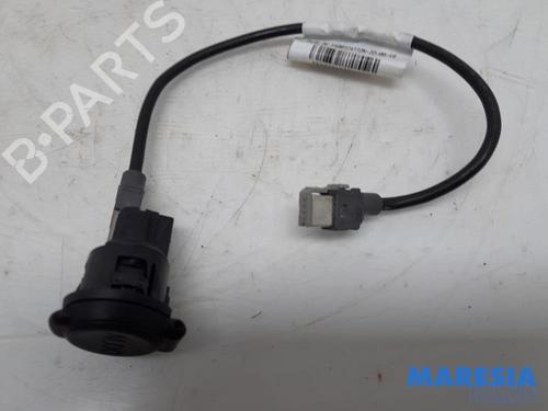 Outra PEUGEOT PARTNER Box Body/MPV 1.6 HDi / BlueHDi 75 (75 hp) 31397799