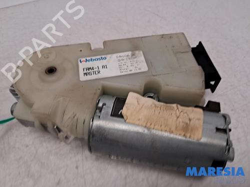 Used Sunroof engine RENAULT ESPACE IV (JK0/1_) 2.0 Turbo (JK0A, JK0B, JK0N) (163 hp) 31498544