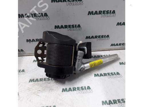 Used Front right seatbelt ALFA ROMEO 166 (936_) 3.0 V6 24V (936A1000, 936A1001) (226 hp) 31493455