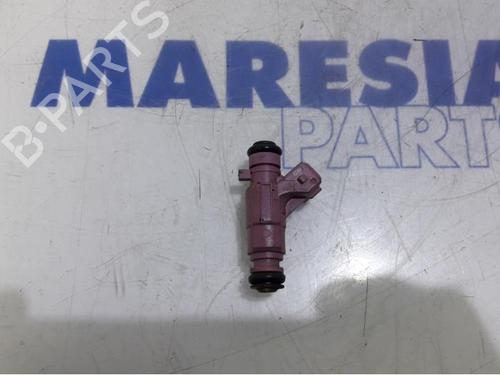 Used Injector FIAT BRAVO II (198_) 1.4 (198AXA1B) (90 hp) 31436509