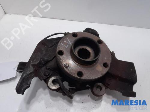Used Left front steering knuckle FIAT DOBLO Cargo (263_) 1.3 D Multijet (90 hp) 31504689