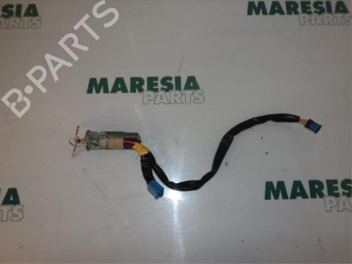 Used Ignition barrel PEUGEOT 206 Hatchback (2A/C) 1.4 i (75 hp) 31442648