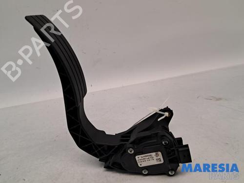 Pedal RENAULT CLIO IV (BH_) 0.9 TCe 90 (BHNF, BHMA, BHMH, BHJK, BHJR) (90 hp) 31455638