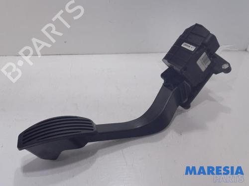 Pedal FIAT 500 (312_) 1.2 (312AXA1A) (69 hp) 31385383