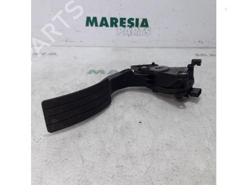 electronic-module-renault-clio-iv-bh_-2012-2013-2014-2015-2016-2017-2018-2019-2020-2021-31462527 main image