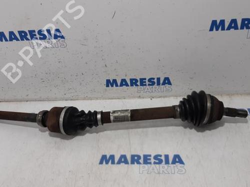 Used Right front driveshaft PEUGEOT 5008 (0U_, 0E_) 1.6 16V (156 hp) 31396609