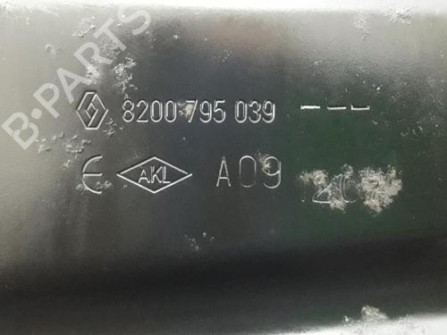 Front right seatbelt RENAULT TRAFIC II Van (FL) 2.0 dCi 90 (FL0H, FL00, FL01, FL0M, FL0P, FL0S) | BP31525043I25 - Image 2