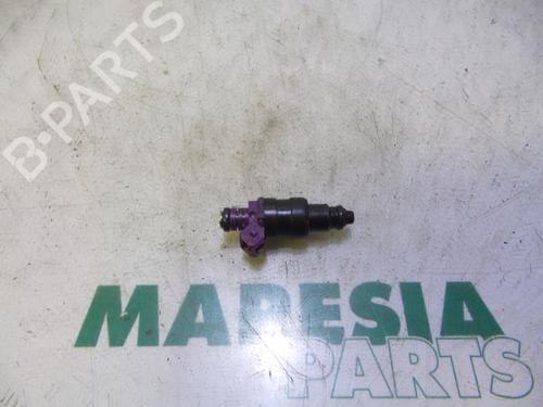 injector-renault-twingo-i-c06_-1993-1994-1995-1996-1997-1998-1999-2000-2001-2002-2003-2004-2005-2006-2007-2008-2009-2010-2011-2012-31536922 main image