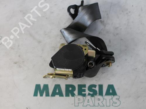 Used Rear right seatbelt RENAULT LAGUNA II Grandtour (KG0/1_) 2.0 16V IDE (KG0N) (140 hp) 31474971