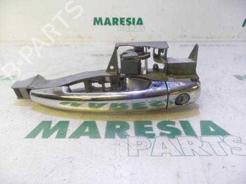 front-left-exterior-door-handle-citroen-c3-ii-sc_-2009-31524063 main image