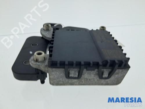 Used Electronic sensor PEUGEOT 3008 II SUV (MC_, MR_, MJ_, M4_) Hybrid (224 hp) 32484764