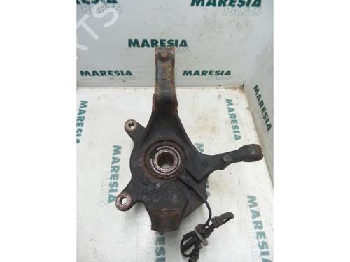 Right front steering knuckle RENAULT LAGUNA II (BG0/1_) 1.8 16V (BG0B, BG0C, BG0J, BG0M, BG0V) | BP31490399M26