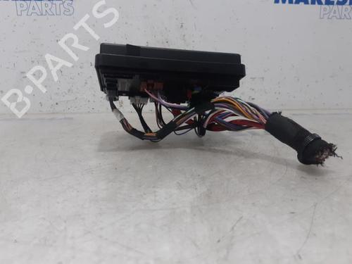 Fuse box RENAULT CLIO V (B7_) 1.0 TCe 100 (B7MT) | BP31438849E1
