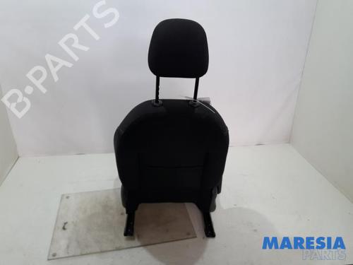 Right front seat PEUGEOT 208 I (CA_, CC_) 1.2 THP 110 | BP31433129C16