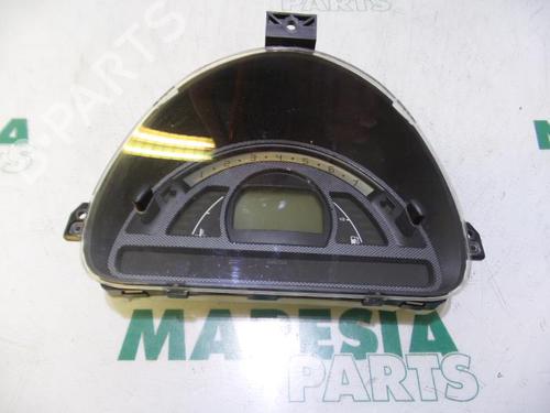 Used Instrument cluster CITROËN C2 (JM_) 1.4 (73 hp) 31507695