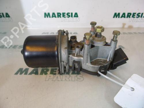 Used Front wiper motor RENAULT KANGOO Express (FC0/1_) 1.5 dCi (FC1R) (57 hp) 31395073