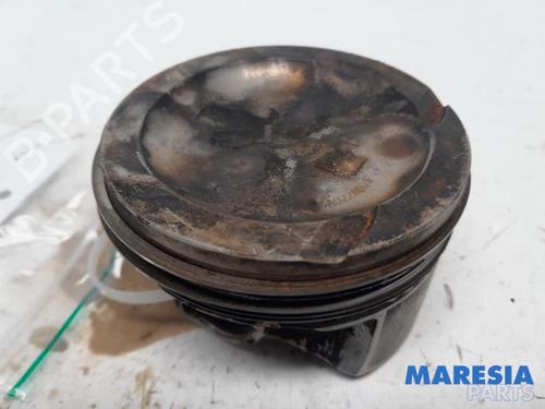 andre-alfa-romeo-giulia-952_-2015-31396058 main image