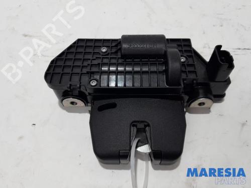 electronic-module-peugeot-2008-i-cu_-2013-31509905 main image